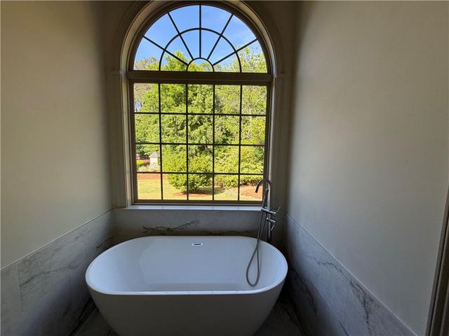 3 Mountain Crest Drive SW, Rome, GA 30165