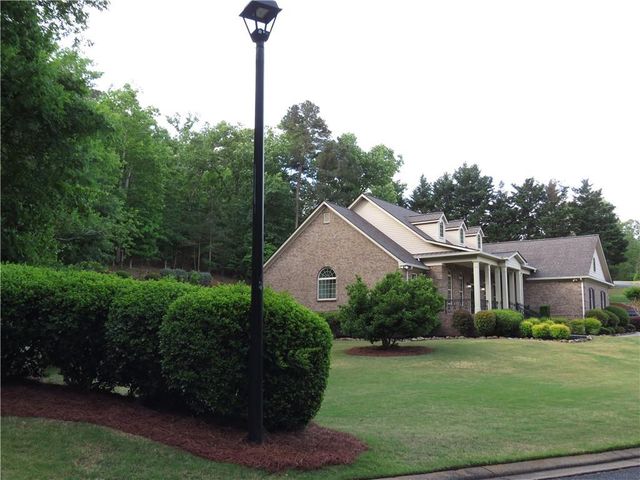 3 Mountain Crest Drive SW, Rome, GA 30165