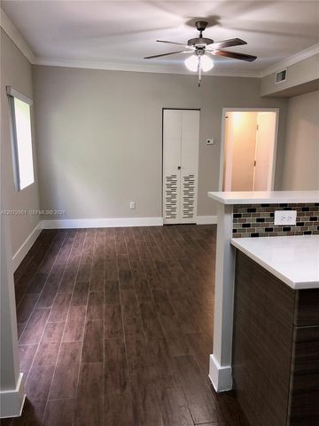 222 Sidonia Avenue 12, Coral Gables, FL 33134
