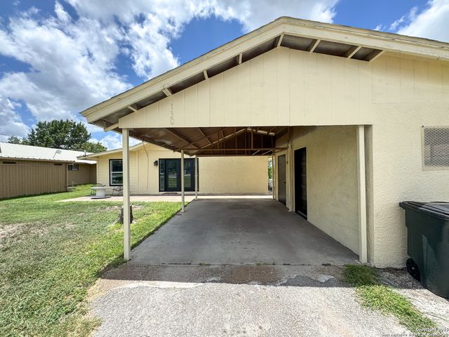 130 Sunset, Brackettville, TX 78832