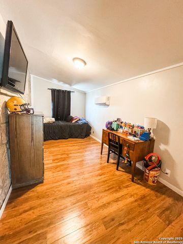 130 Sunset, Brackettville, TX 78832