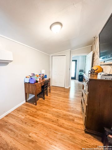 130 Sunset, Brackettville, TX 78832