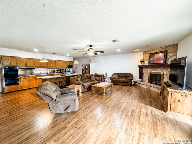 130 Sunset, Brackettville, TX 78832