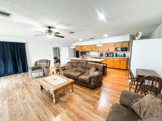 130 Sunset, Brackettville, TX 78832