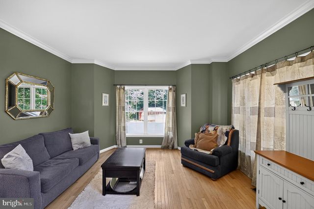 7164 N CREST CT, Warrenton, VA 20187