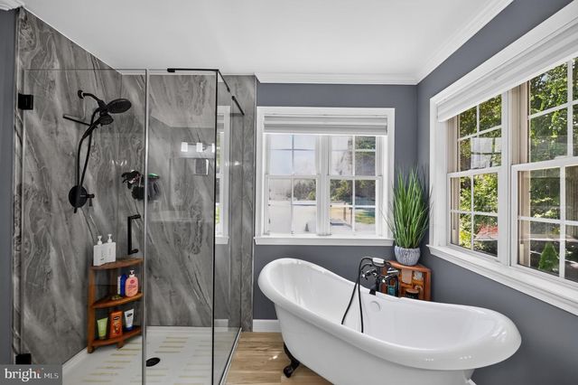 7164 N CREST CT, Warrenton, VA 20187