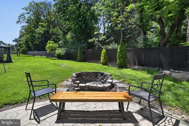 7164 N CREST CT, Warrenton, VA 20187