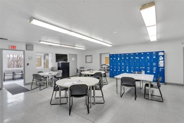 339 Lindsay Rd, Jackson Twp, PA 16063