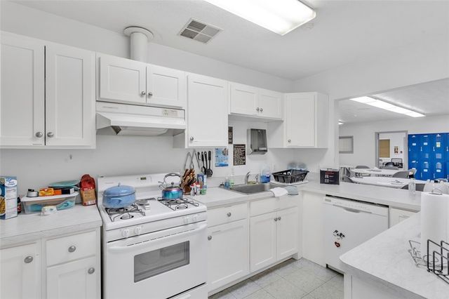 339 Lindsay Rd, Jackson Twp, PA 16063