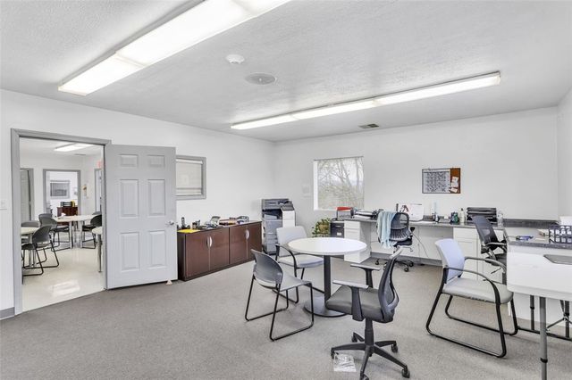 339 Lindsay Rd, Jackson Twp, PA 16063
