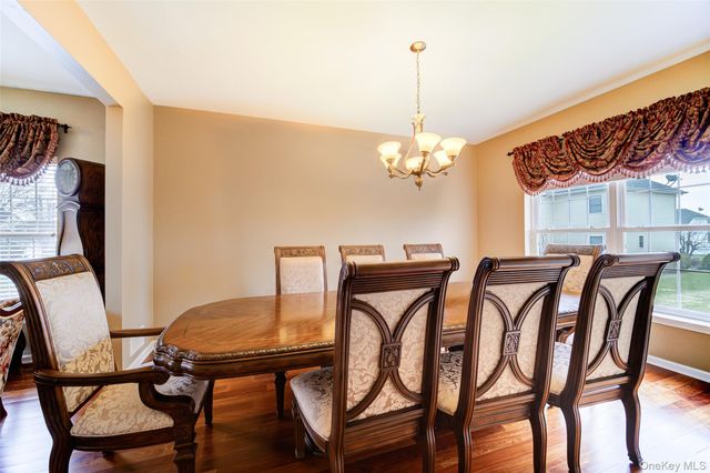 2041 Independence Drive, New Windsor, NY 12553