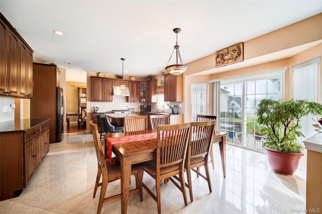 2041 Independence Drive, New Windsor, NY 12553
