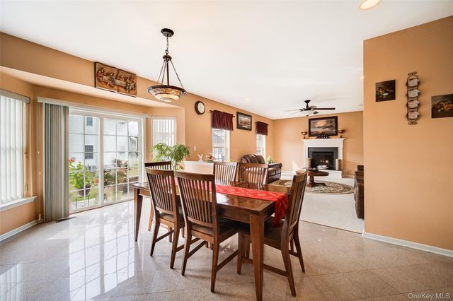 2041 Independence Drive, New Windsor, NY 12553