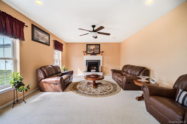 2041 Independence Drive, New Windsor, NY 12553