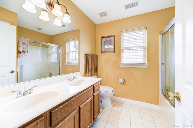 2041 Independence Drive, New Windsor, NY 12553