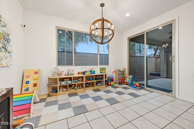 2873 S CENTRAL Drive, Chandler, AZ 85286
