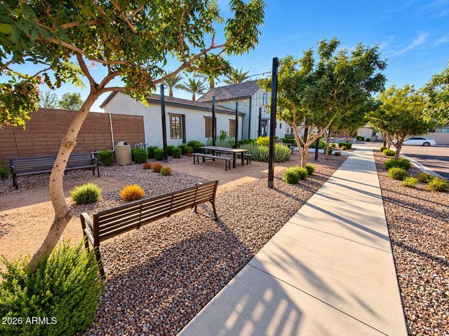 2873 S CENTRAL Drive, Chandler, AZ 85286