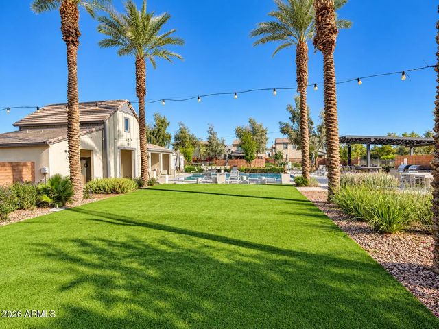2873 S CENTRAL Drive, Chandler, AZ 85286