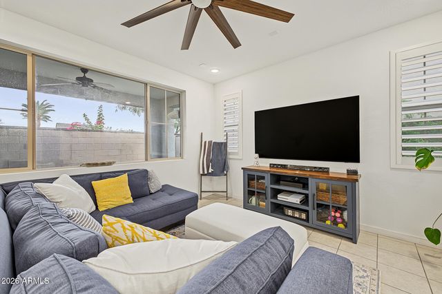2873 S CENTRAL Drive, Chandler, AZ 85286