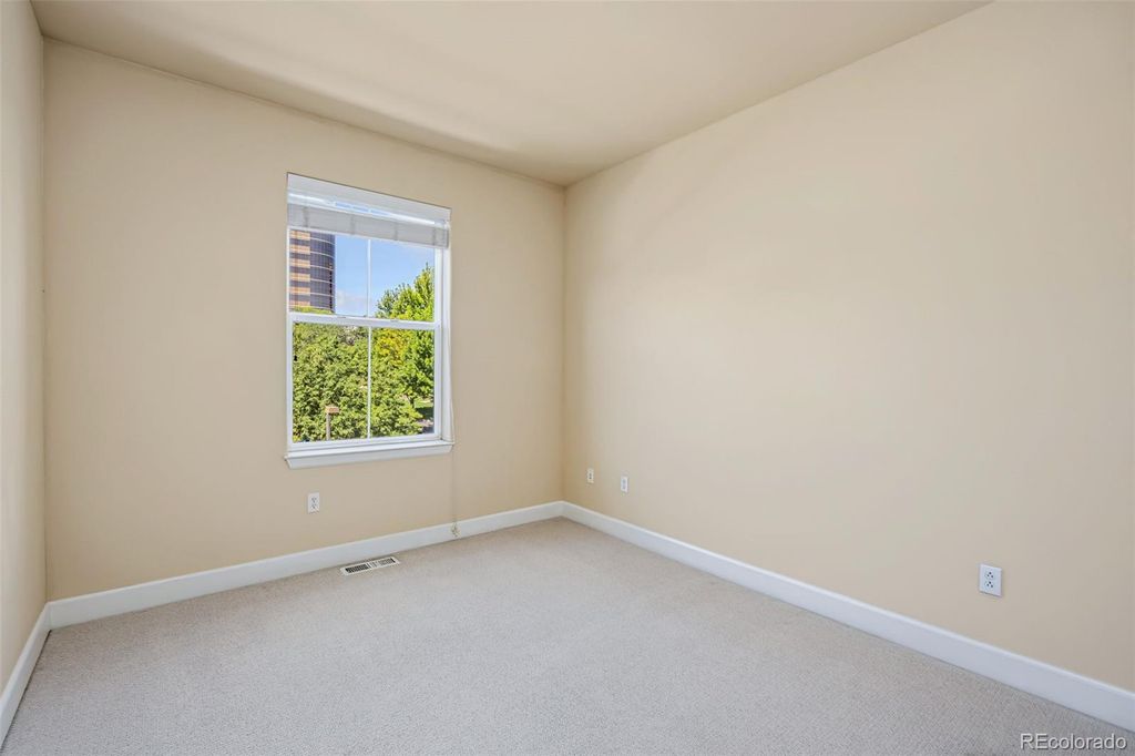 Image 19 of property listing at 5448 DTC Parkway, Greenwood Village, CO 80111