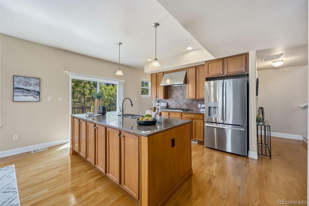 Image 10 of property listing at 5448 DTC Parkway, Greenwood Village, CO 80111