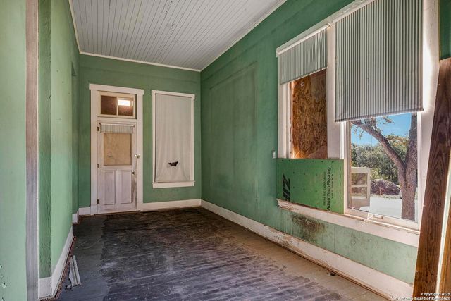 24626 CLIFF LINE, San Antonio, TX 78257