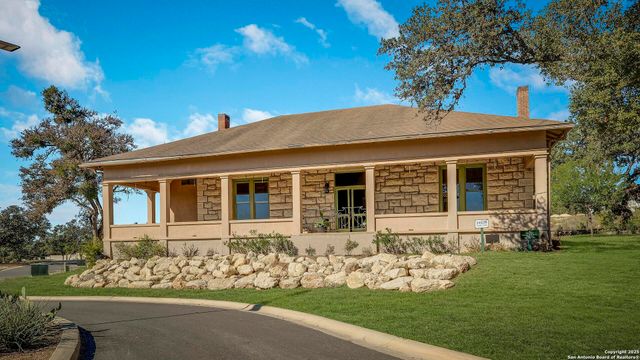 24626 CLIFF LINE, San Antonio, TX 78257