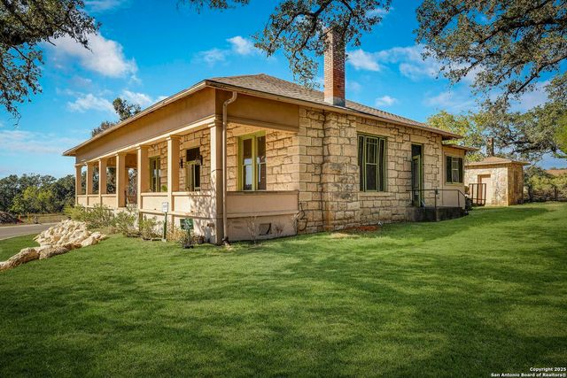 24626 CLIFF LINE, San Antonio, TX 78257