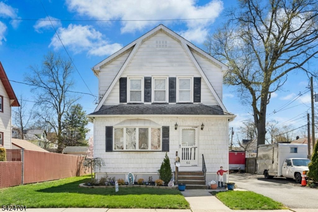 60 W Roselle Ave, Roselle Park Boro, NJ 07204