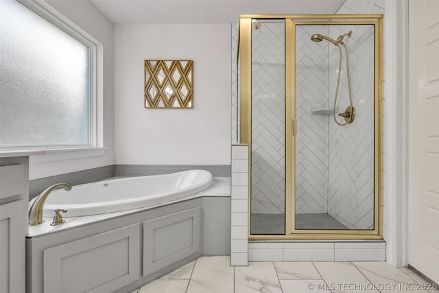 11940 S 68th East Avenue, Bixby, OK 74008