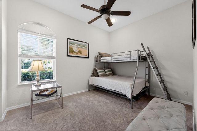 127 Casa Grande Court, Palm Beach Gardens, FL 33418