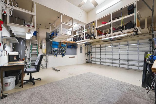 127 Casa Grande Court, Palm Beach Gardens, FL 33418