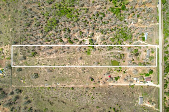 6739 Taylorsville RD, Dale, TX 78616