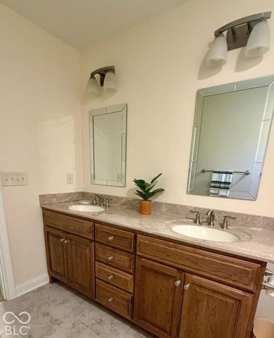 6658 English Oak Drive, Avon, IN 46123