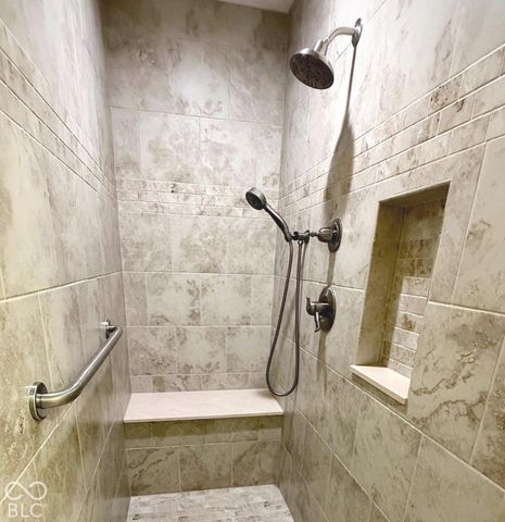 6658 English Oak Drive, Avon, IN 46123