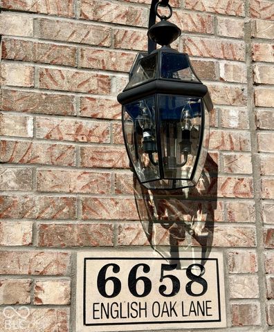 6658 English Oak Drive, Avon, IN 46123