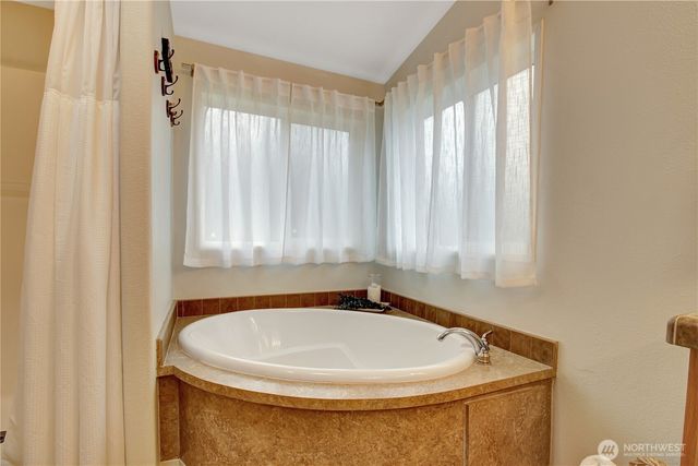 635 Mountain Loop Hwy, Darrington, WA 98241