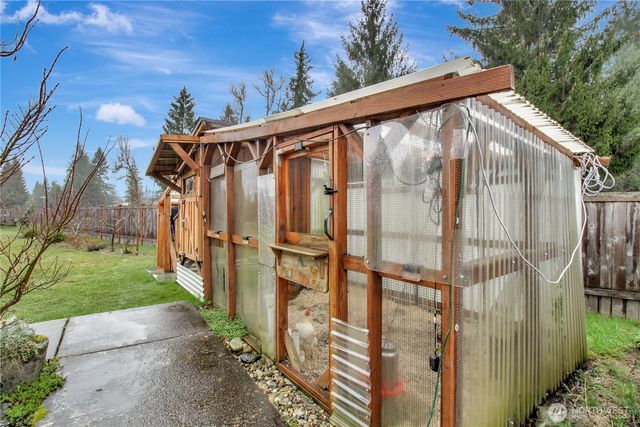 635 Mountain Loop Hwy, Darrington, WA 98241