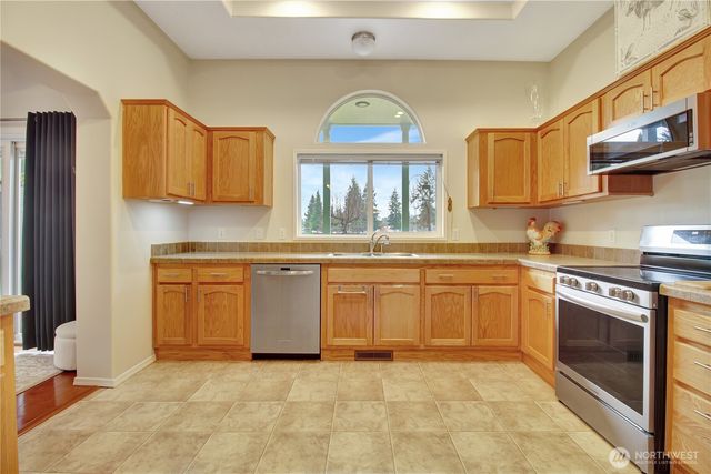 635 Mountain Loop Hwy, Darrington, WA 98241