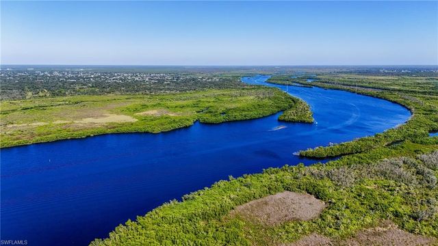 1352 Monterey CT, Punta Gorda, FL 33983