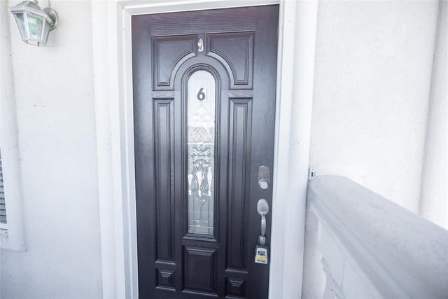 13165 Snow Lane Lane 6, Willis, TX 77318