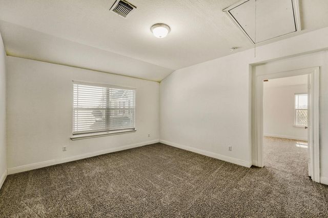 194 Danish DR 40, Hutto, TX 78634