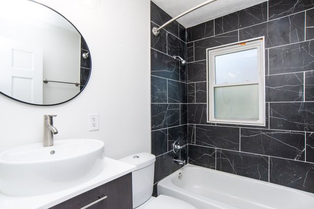 6231 E 25th Street, Indianapolis, IN 46219