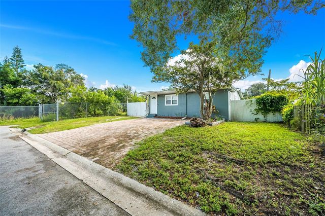 1601 PALM WAY, Largo, FL 33771