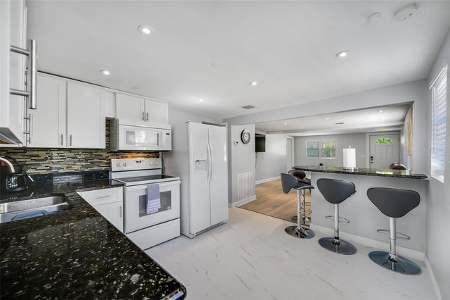 1601 PALM WAY, Largo, FL 33771