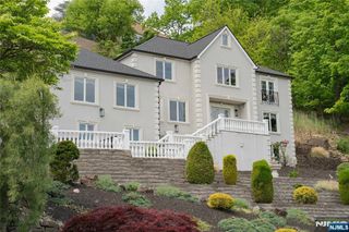 207 Eileen Drive, Cedar Grove, NJ 07009