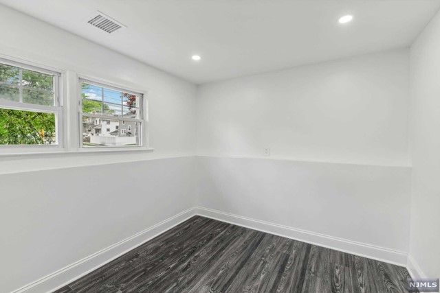 494 River Road, Bogota, NJ 07603