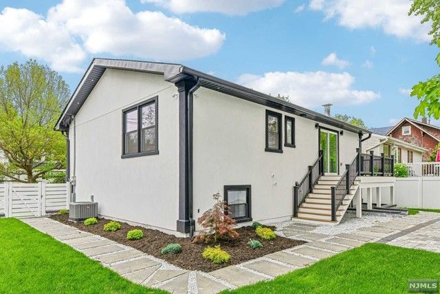 494 River Road, Bogota, NJ 07603