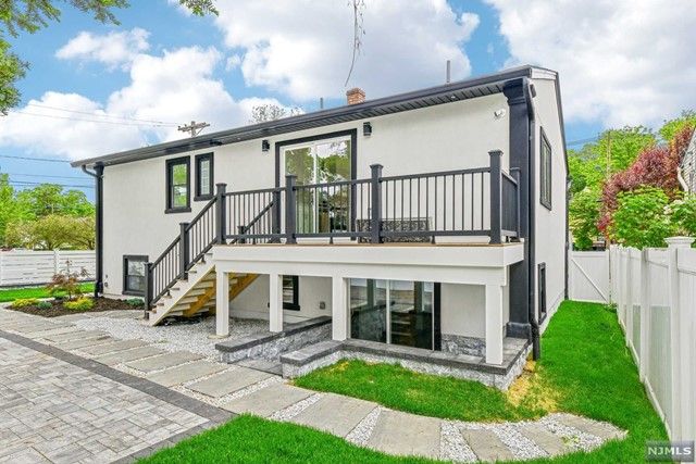 494 River Road, Bogota, NJ 07603