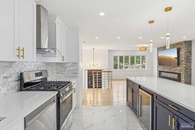 494 River Road, Bogota, NJ 07603